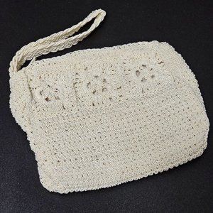 KATHIE Lee Woven Knit Cream Crochet Wristlet Vintage 90's